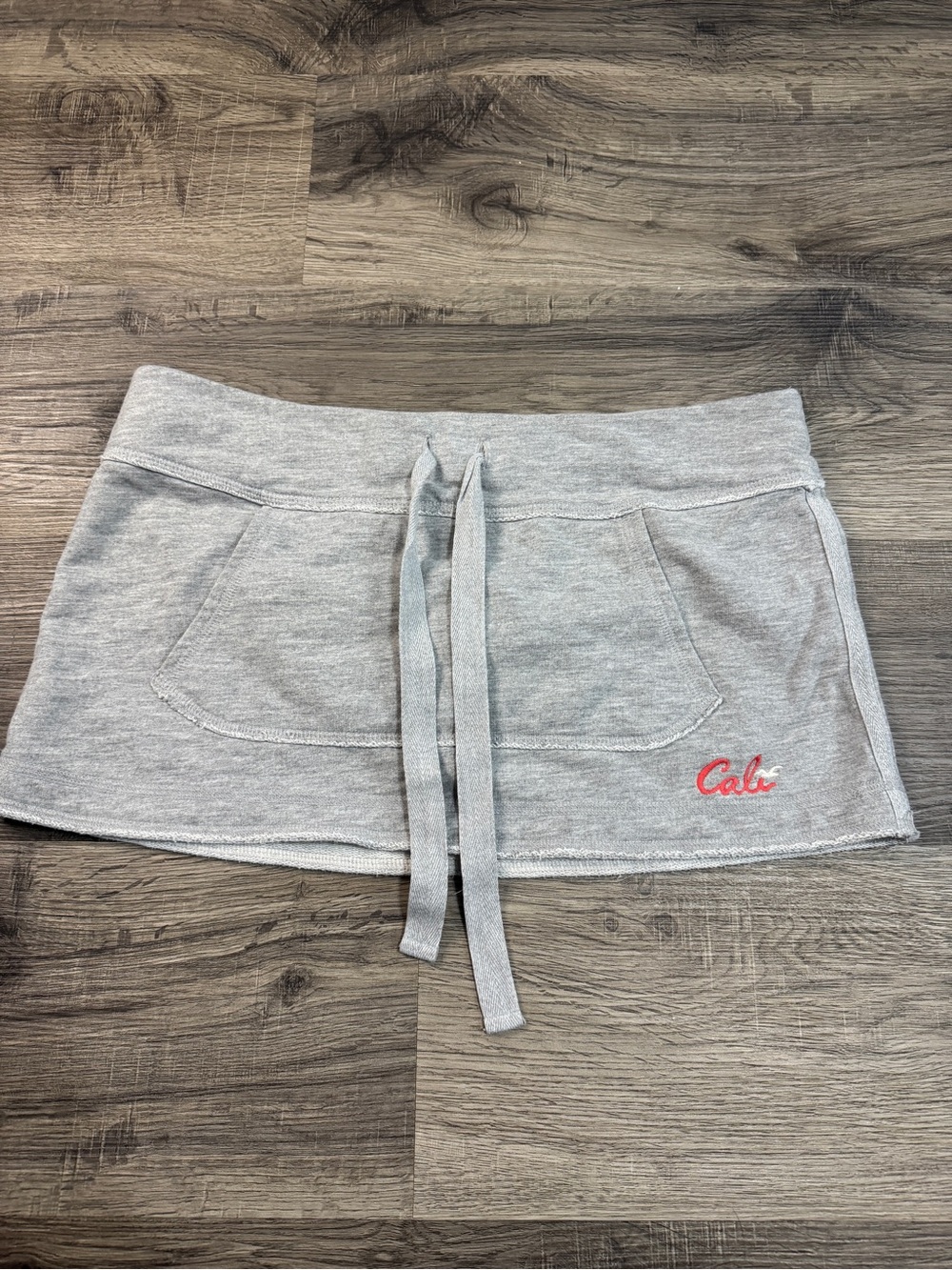 Y2K Hollister Light Gray Mini Skirt with Pink 'Cali' Script
